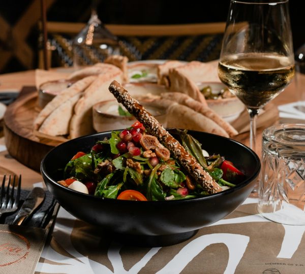 Premium Corporate Events in Morocco: The Exclusivity of Tangier 3 We design culinary experiences that go beyond simple banquets.