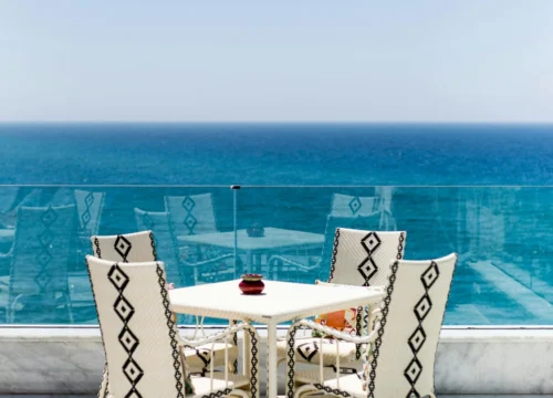 Senior Tourism in Tangier: The Elegance of a Customized Trip