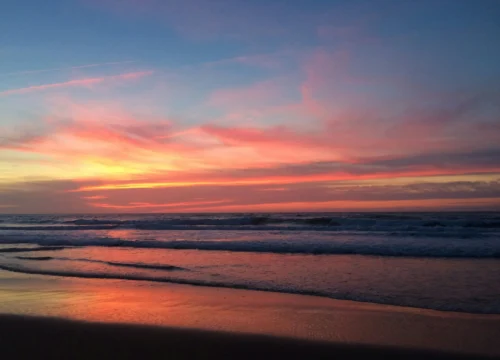 Tangier at Dusk : The City that Comes Alive under a Thousand Stars
